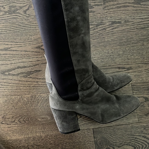 Stuart Weitzman grey boots - Picture 2 of 5